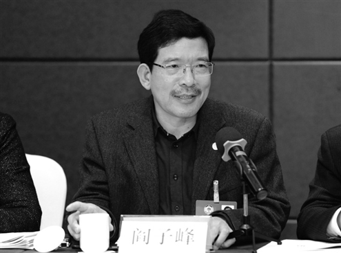 中国石油大学（华东）研究生院常务副院长阎子峰